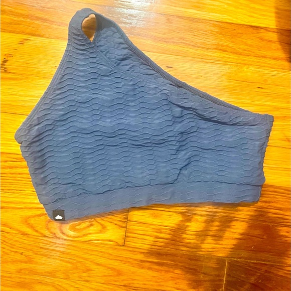 Booty by Brabants Original One Shoulder Top - Picture 3 of 4